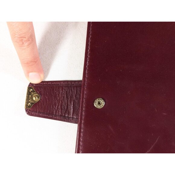 Vintage Burgundy Leather Travel Wallet: Bifold Organizer, Card Holder - Picture 9 of 10